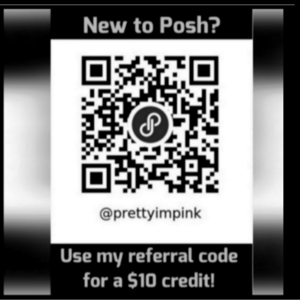 XOXO | Black Sleeveless Top w/ Lace, Bow & Wood Flower Button Detail - Picture 12 of 12